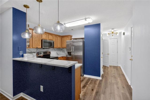 304 Fox Overlook, Woodstock, GA 30188