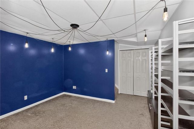 304 Fox Overlook, Woodstock, GA 30188