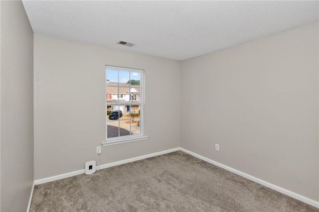 304 Fox Overlook, Woodstock, GA 30188