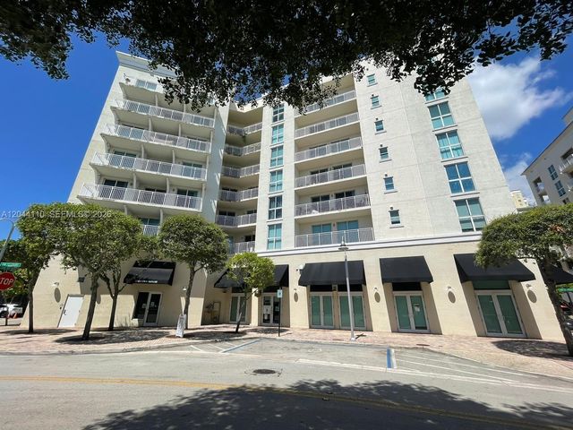 7280 SW 90th St 205, Miami, FL 33156