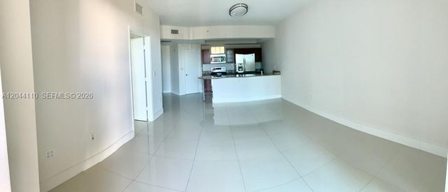 7280 SW 90th St 205, Miami, FL 33156