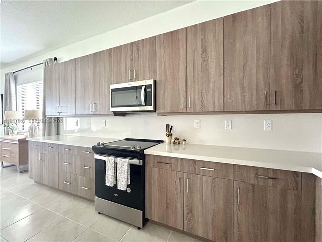 5077 GAMBERO WAY 5077, Other City - In The State Of Florida, FL 34142