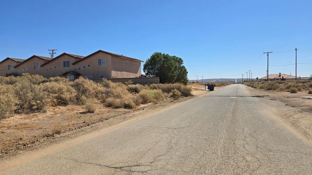 98th St Near Evergreen Ave, California City, CA 93505