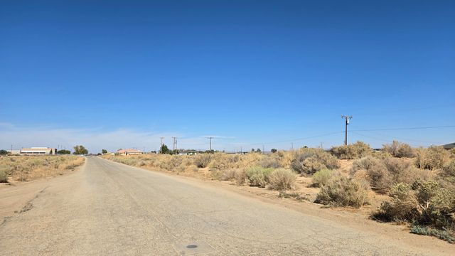 98th St Near Evergreen Ave, California City, CA 93505