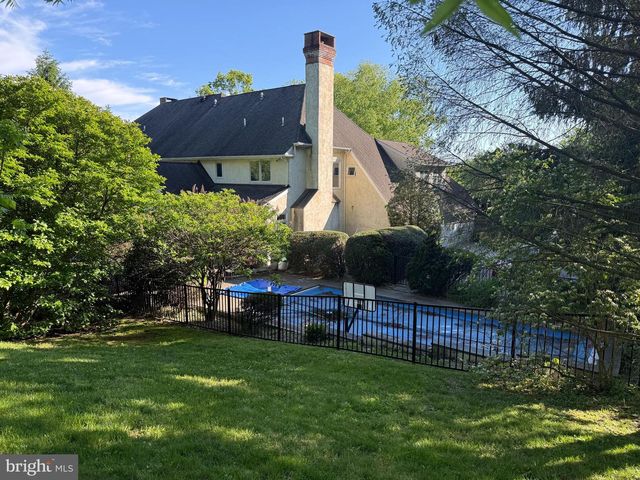 1443 LANES END, Villanova, PA 19085