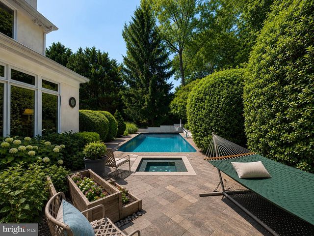 1443 LANES END, Villanova, PA 19085