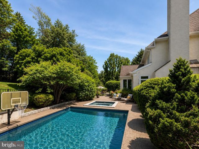 1443 LANES END, Villanova, PA 19085