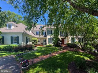 1443 LANES END, Villanova, PA 19085