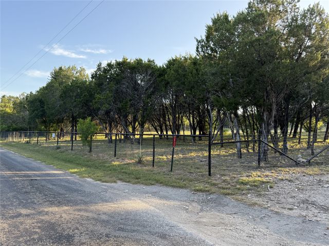 3923 County Road 1007, Glen Rose, TX 76043