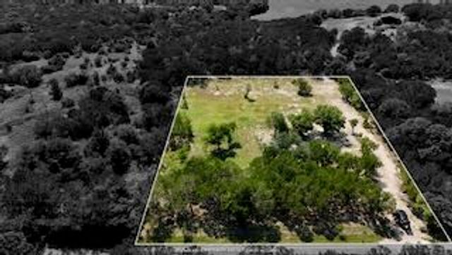 3923 County Road 1007, Glen Rose, TX 76043