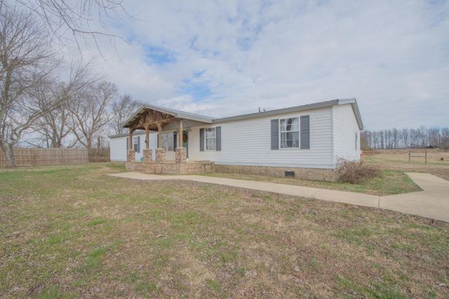 3750 Fall River Rd, Pulaski, TN 38478