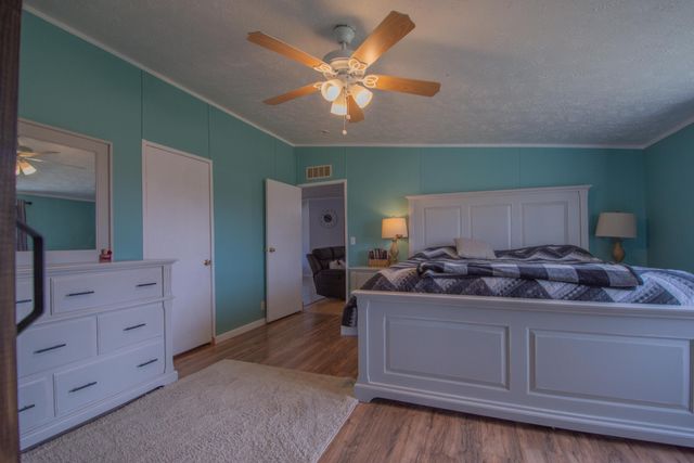 3750 Fall River Rd, Pulaski, TN 38478