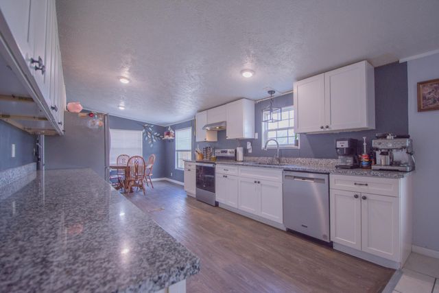 3750 Fall River Rd, Pulaski, TN 38478