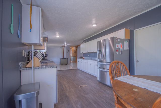 3750 Fall River Rd, Pulaski, TN 38478