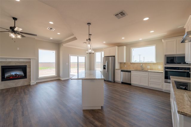 2567 FM 368, Iowa Park, TX 76367