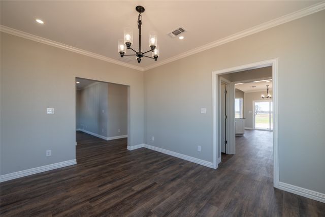 2567 FM 368, Iowa Park, TX 76367