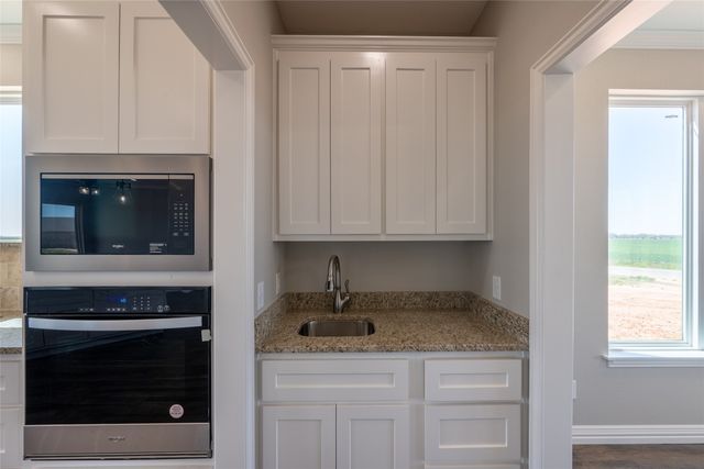 2567 FM 368, Iowa Park, TX 76367
