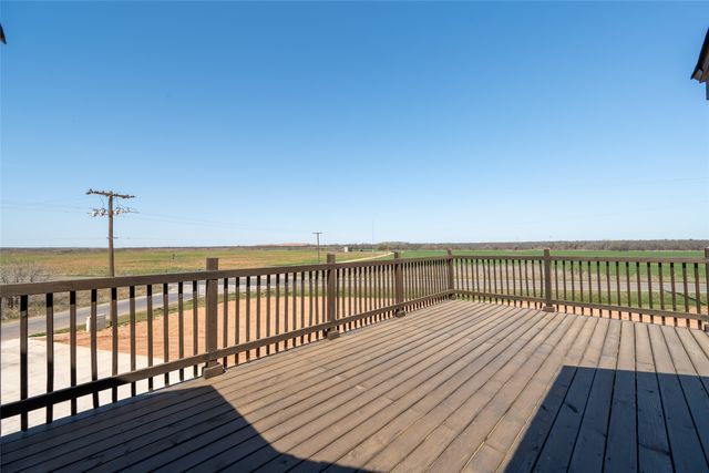 2567 FM 368, Iowa Park, TX 76367