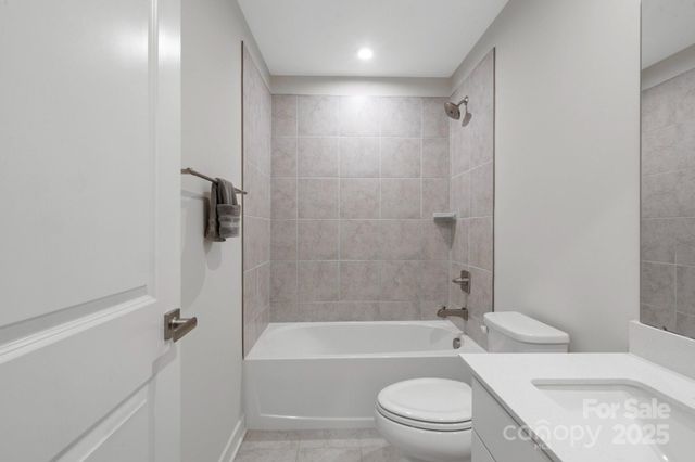 3750 Ellington Street, Charlotte, NC 28211