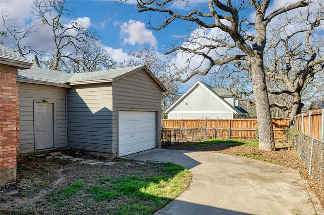 2308 N Edgewood Terrace, Fort Worth, TX 76103
