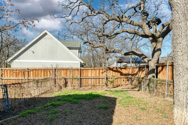 2308 N Edgewood Terrace, Fort Worth, TX 76103