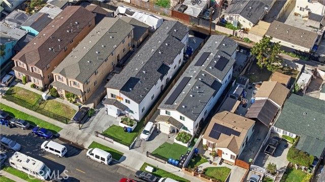 341 E 104th Street, Los Angeles, CA 90003