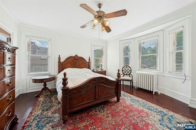 1016 Abbott Boulevard, Fort Lee, NJ 07024
