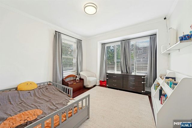 1016 Abbott Boulevard, Fort Lee, NJ 07024