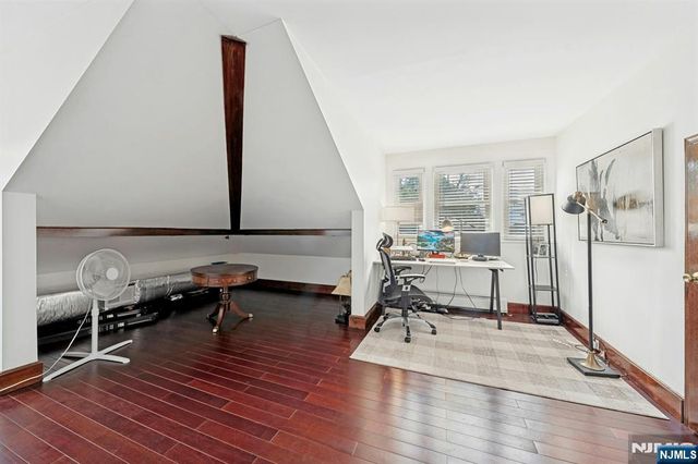 1016 Abbott Boulevard, Fort Lee, NJ 07024
