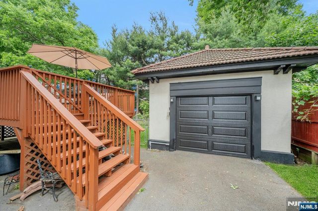 1016 Abbott Boulevard, Fort Lee, NJ 07024