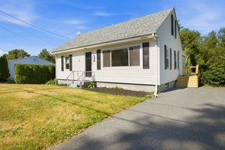 125 Davis Rd, Westport, MA 02790