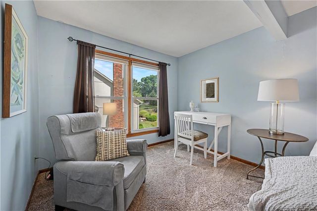 10601 Barton Street, Overland Park, KS 66214