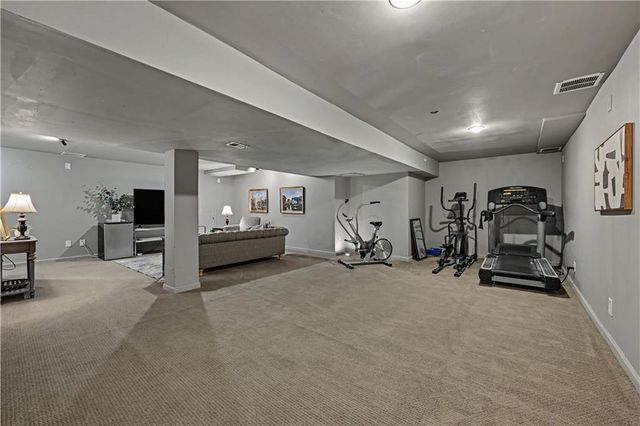 10601 Barton Street, Overland Park, KS 66214