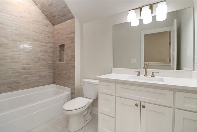 2084 N Dutton Place, Fayetteville, AR 72703