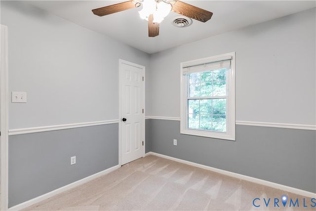 510 Overcliff Ct, Midlothian, VA 23114