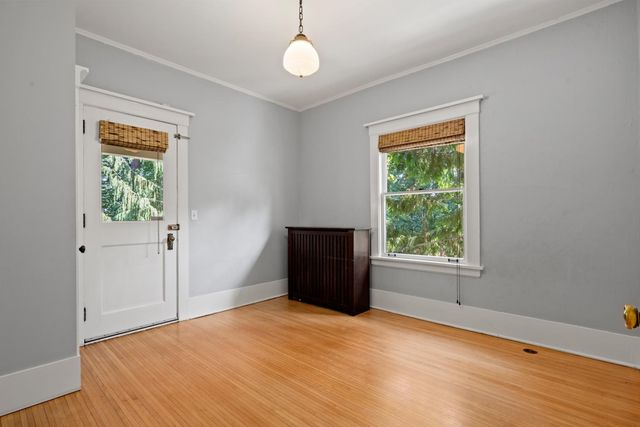 917 E 20TH Ave, Spokane, WA 99203