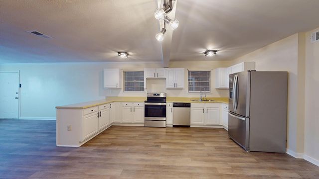 415 Parkdale Drive 2f, Charleston, SC 29414