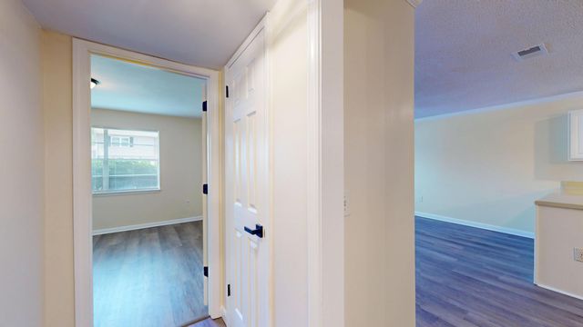 415 Parkdale Drive 2f, Charleston, SC 29414