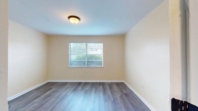 415 Parkdale Drive 2f, Charleston, SC 29414