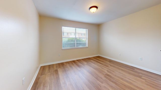 415 Parkdale Drive 2f, Charleston, SC 29414