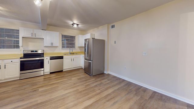 415 Parkdale Drive 2f, Charleston, SC 29414