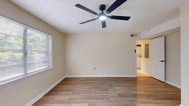 415 Parkdale Drive 2f, Charleston, SC 29414