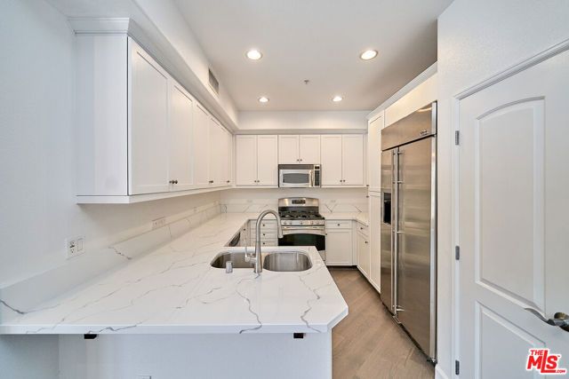 629 Traction Avenue 103, Los Angeles, CA 90013