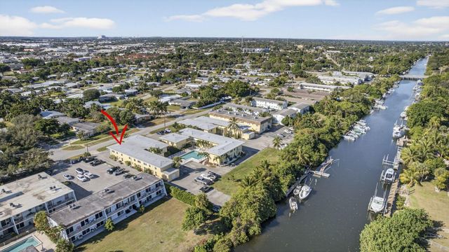 727 Hummingbird Way 6, North Palm Beach, FL 33408