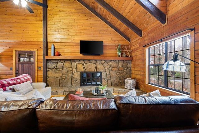 4038 Turnstone NW Drive, Kennesaw, GA 30152