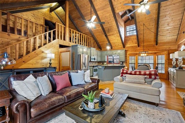 4038 Turnstone NW Drive, Kennesaw, GA 30152