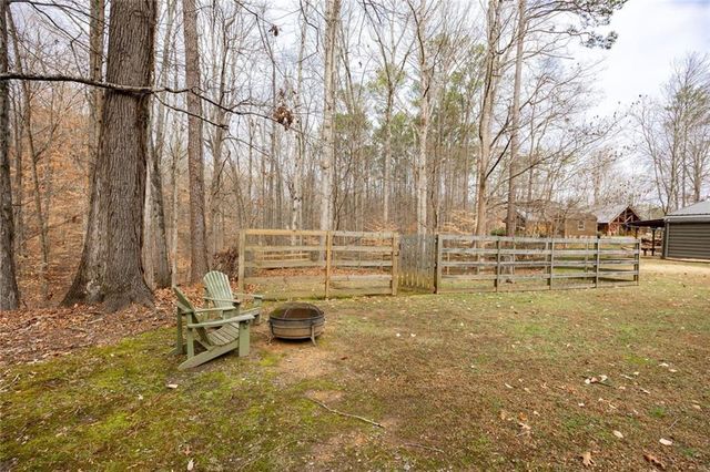 4038 Turnstone NW Drive, Kennesaw, GA 30152