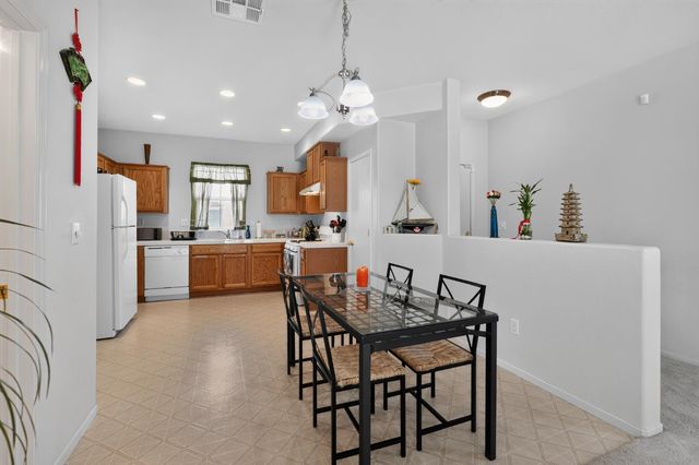 131 Chelwood Ln, Sacramento, CA 95823