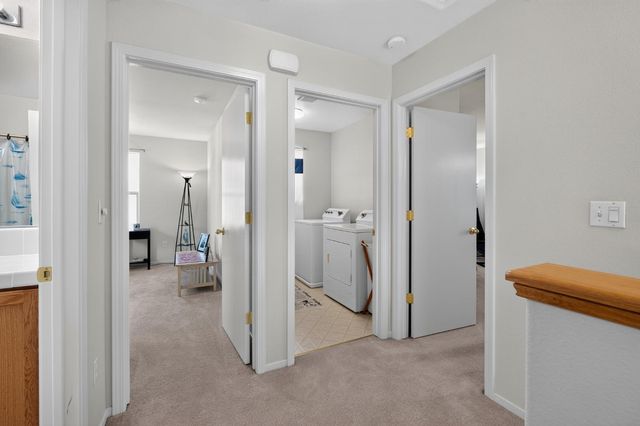 131 Chelwood Ln, Sacramento, CA 95823