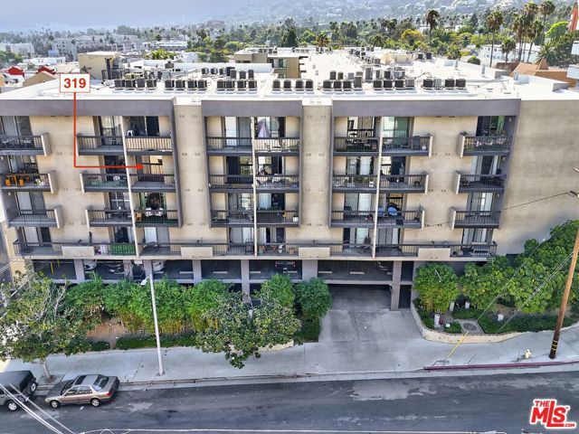 7320 Hawthorn Avenue 319, Los Angeles, CA 90046